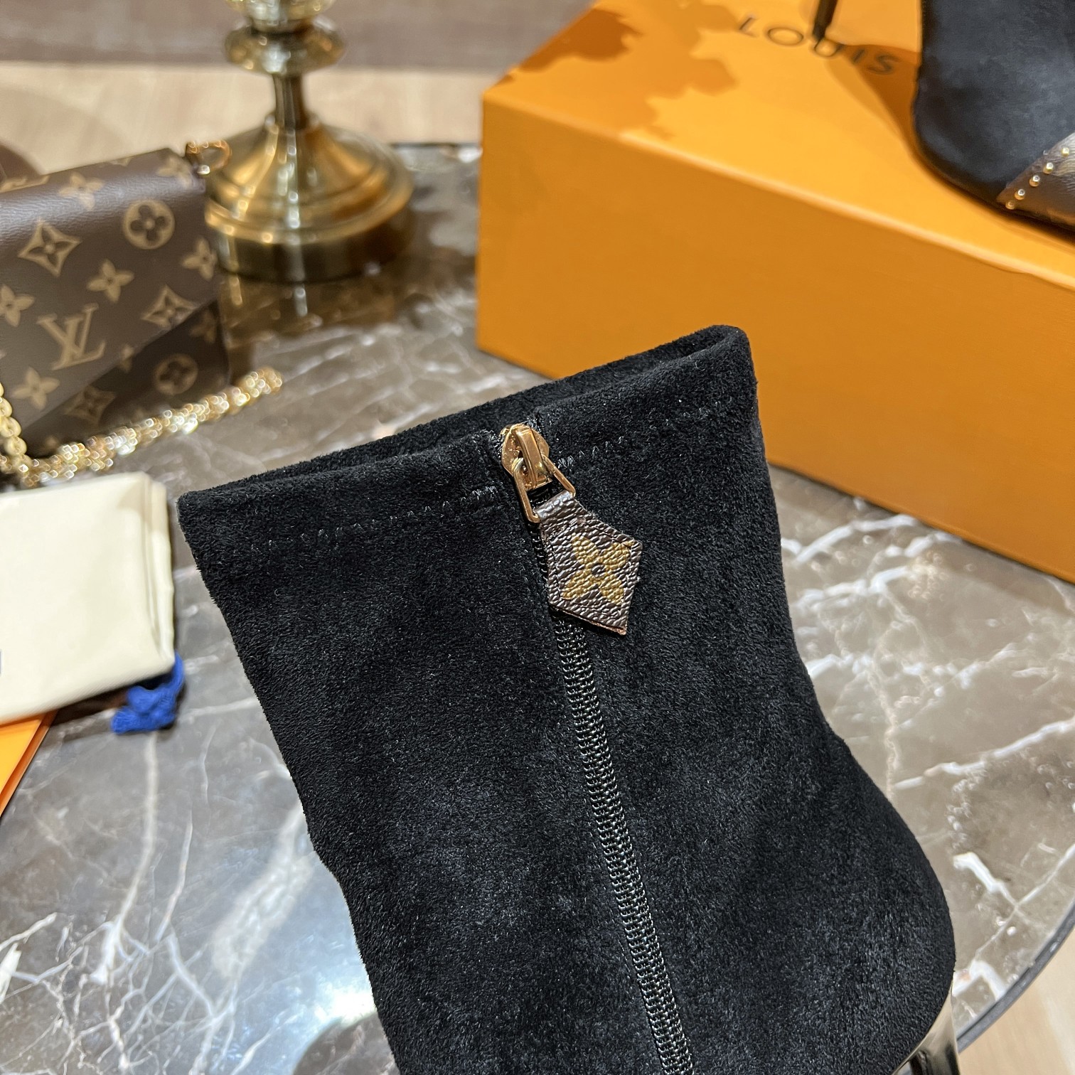 L0vis Vvtt0n Women’s Cherie Ankle Boots Black For Women LV