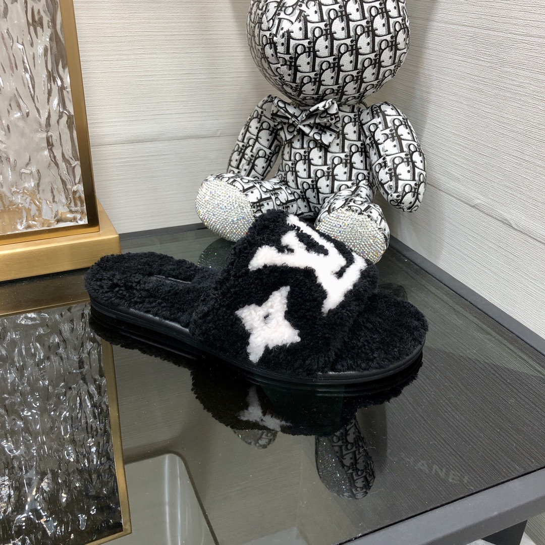 L0vis Vvtt0n Women’s Magnetic Flat Mule Black For Women LV