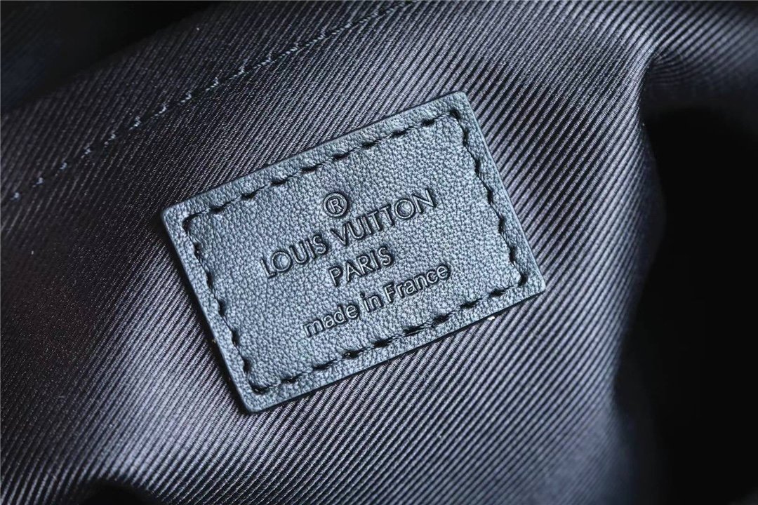 L0vis Vvtt0n S-Lock Messenger Monogram Macassar For Men, Men’s Bags, Shoulder And Crossbody Bags 8.7in/22cm LV M45806