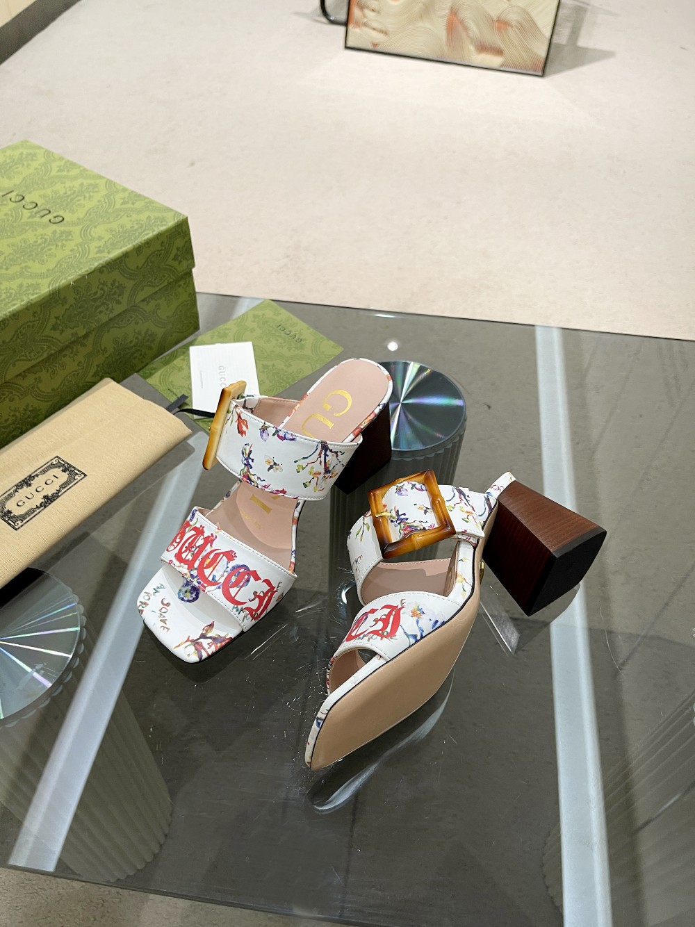 Gvc*1 Women’s ‘Soave’ Sandal With Bamboo Buckle White For Women GG‎