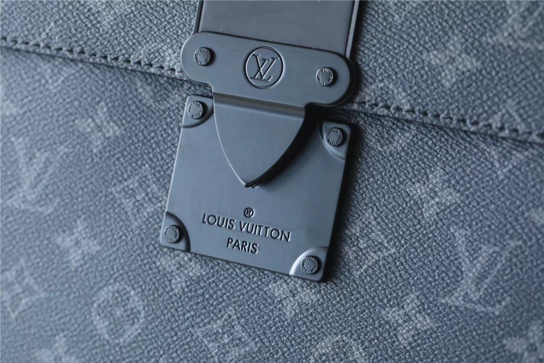 L0vis Vvtt0n S-Lock Briefcase Monogram Eclipse Black For Men, Men’s Bags, Shoulder And Crossbody Bags 14.6in/37cm LV