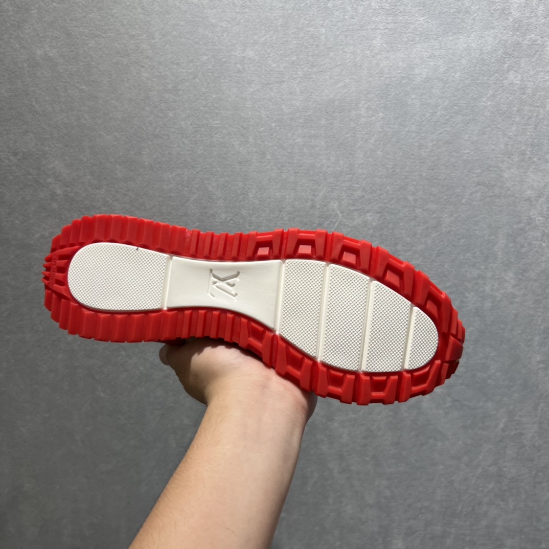 L0vis Vvtt0n Run Away Sneaker Red For Men LV