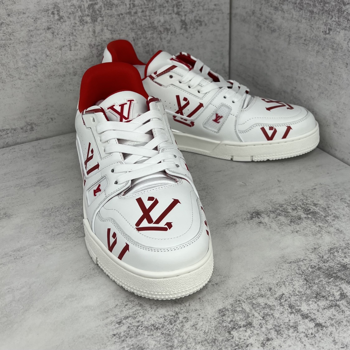 L0vis Vvtt0n Women’s LV Trainer Sneaker Red For Women LV