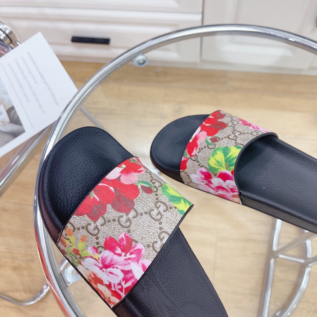 Gvc*1 Women’s Slides Bloom Print Red For Women 408508 G2200 8919