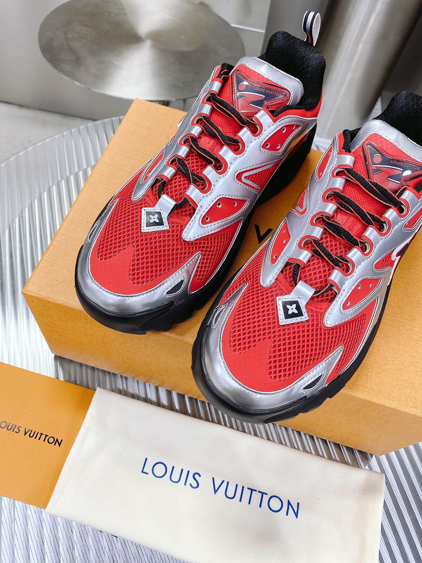 L0vis Vuittion LV Runner Tatic Sneaker Red For Men LV 1AA39A