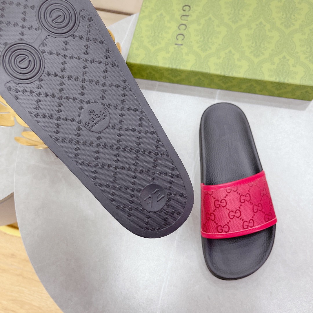 Gvc*1 Men’s GG Slide Sandal Red For Men 407345