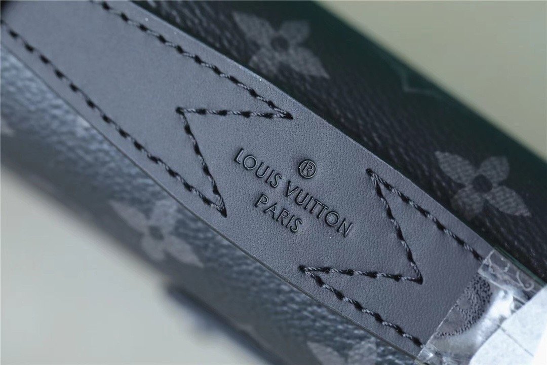 L0vis Vvtt0n S-Lock Briefcase Monogram Eclipse Black For Men, Men’s Bags, Shoulder And Crossbody Bags 14.6in/37cm LV