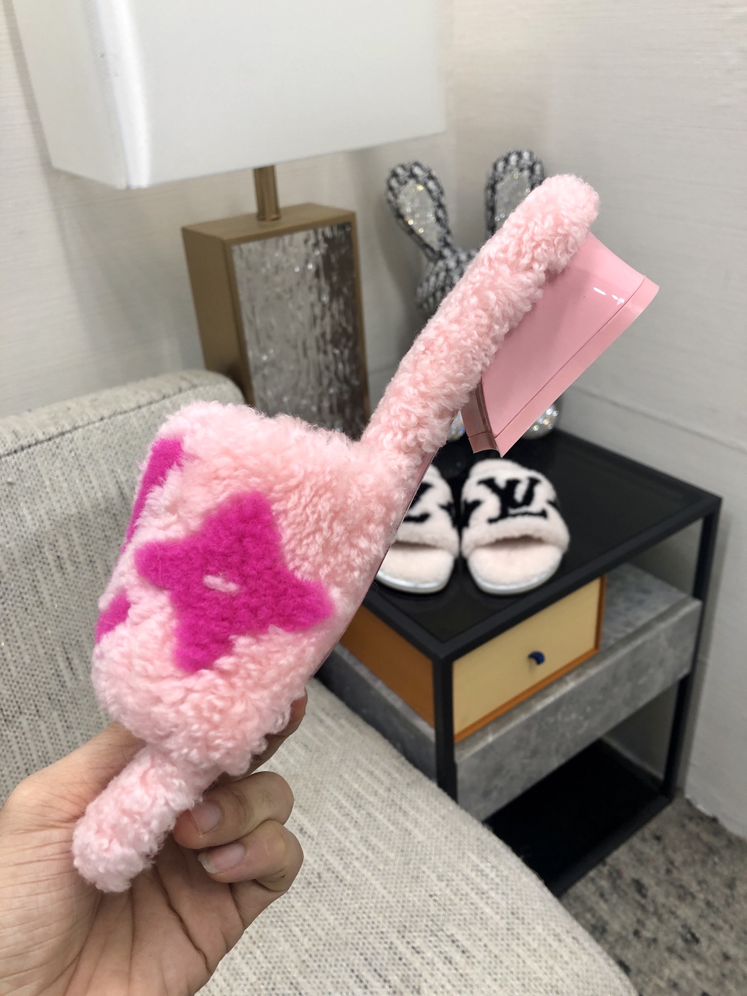 L0vis Vvtt0n Women’s Magnetic Mule Pink For Women LV