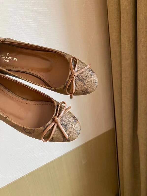 L0vis Vvtt0n Women’s Joy Ballerina Brown For Women LV