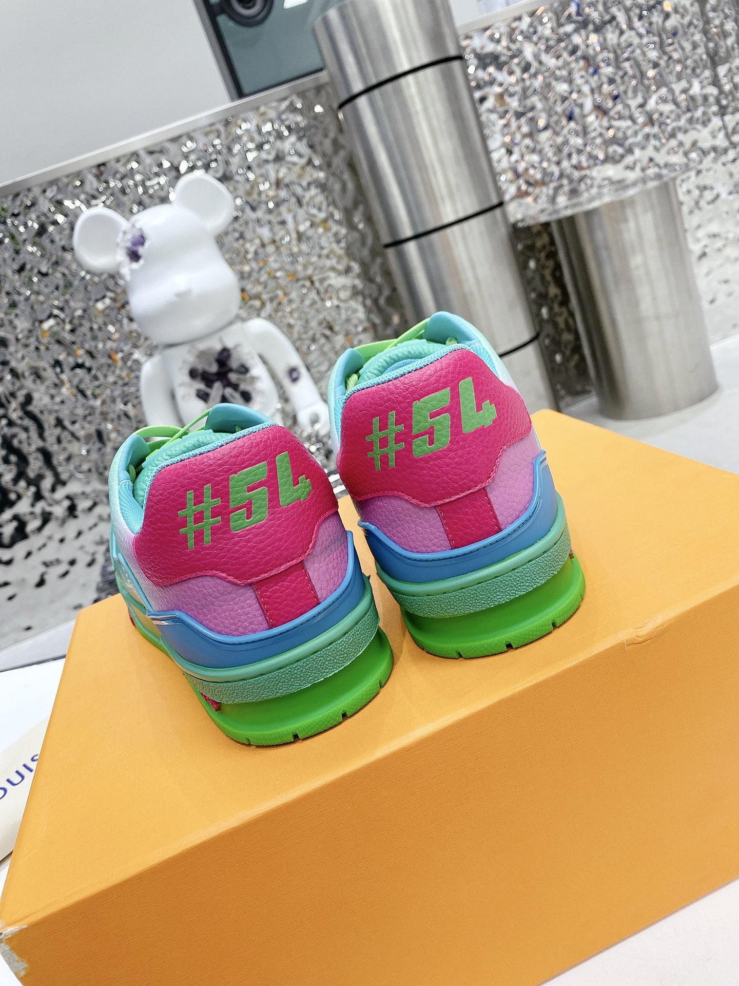 L0vis Vvtt0n Women’s LV Trainers Multicolor For Women LV