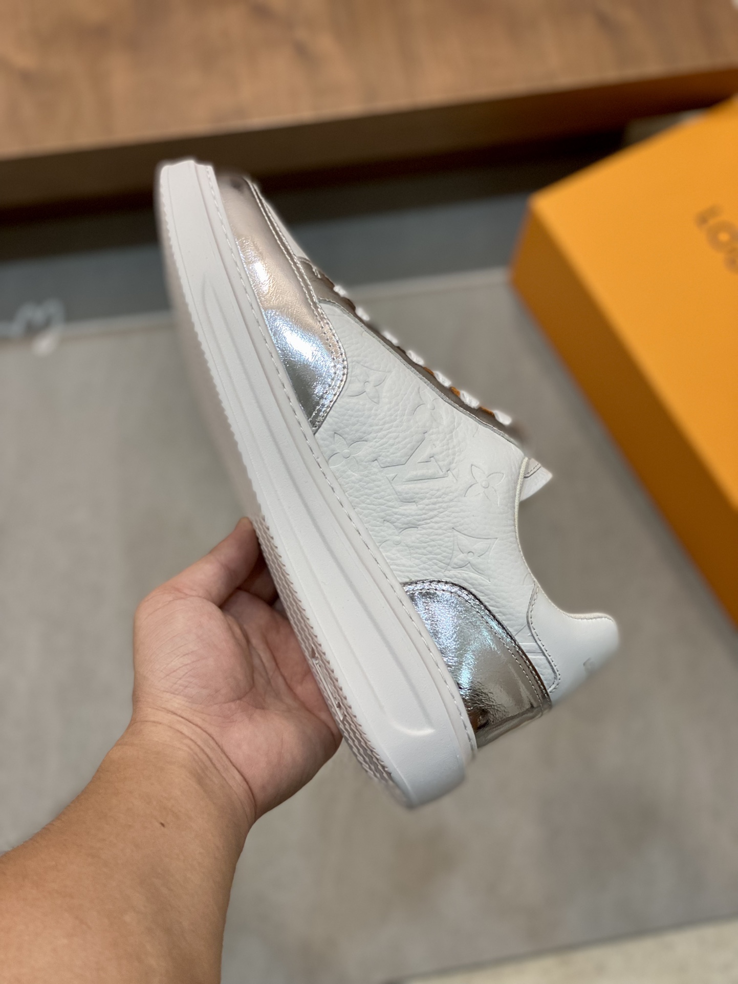 L0vis Vuittion Beverly Hills Sneaker White For Men LV