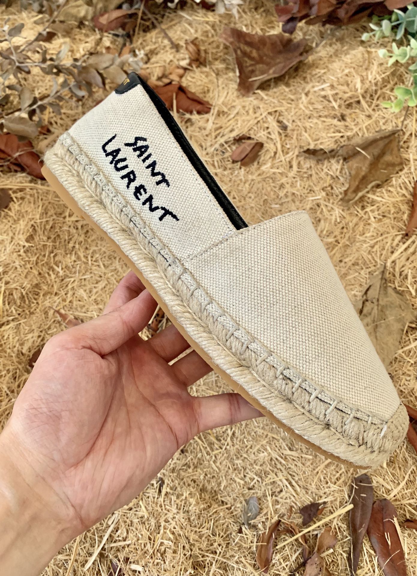 Sa1nt Lau*nt Women’s Sa1nt Lau*nt Embroidered Espadrilles White For Women Y51