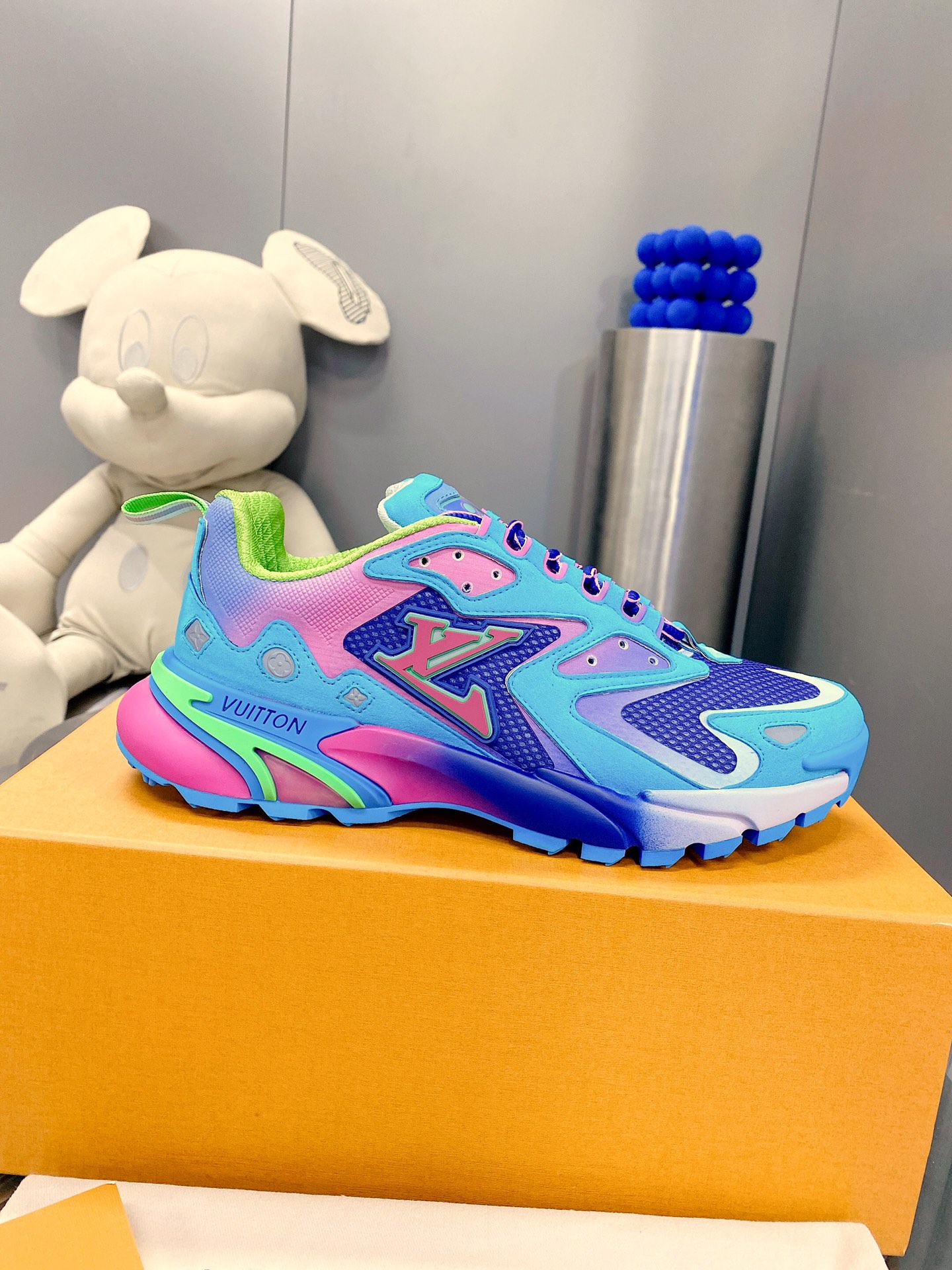 L0vis Vuittion LV Runner Tatic Sneaker Blue For Men LV 1A9UOR