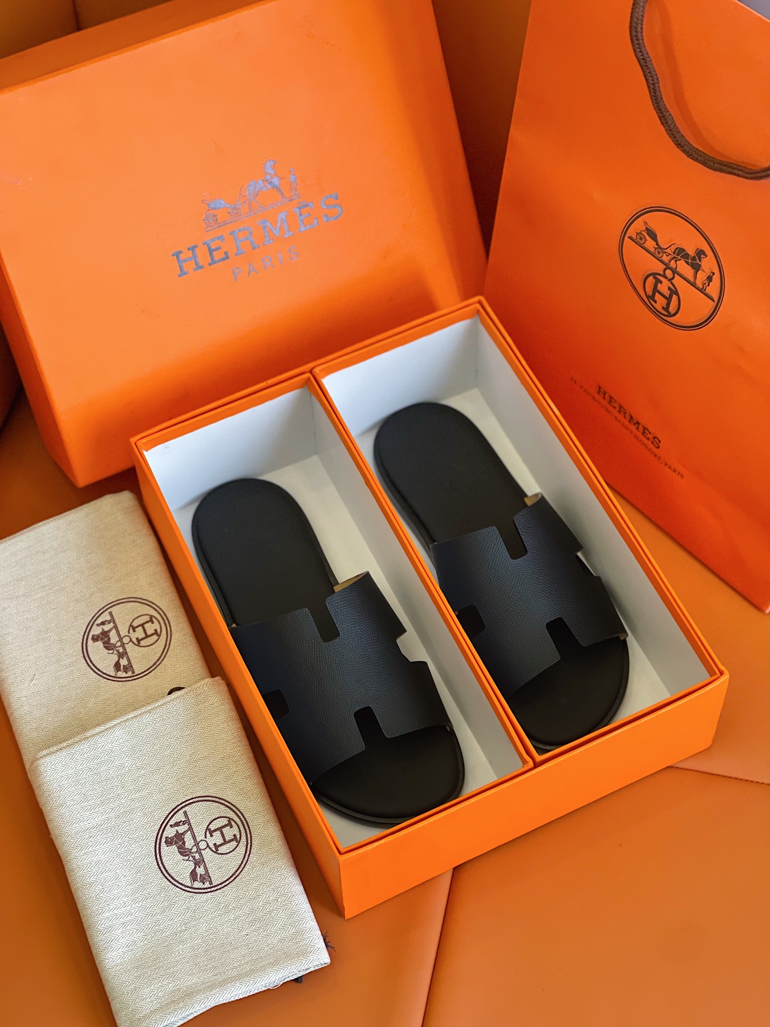 H**me5 Izmir Sandal Black For Men