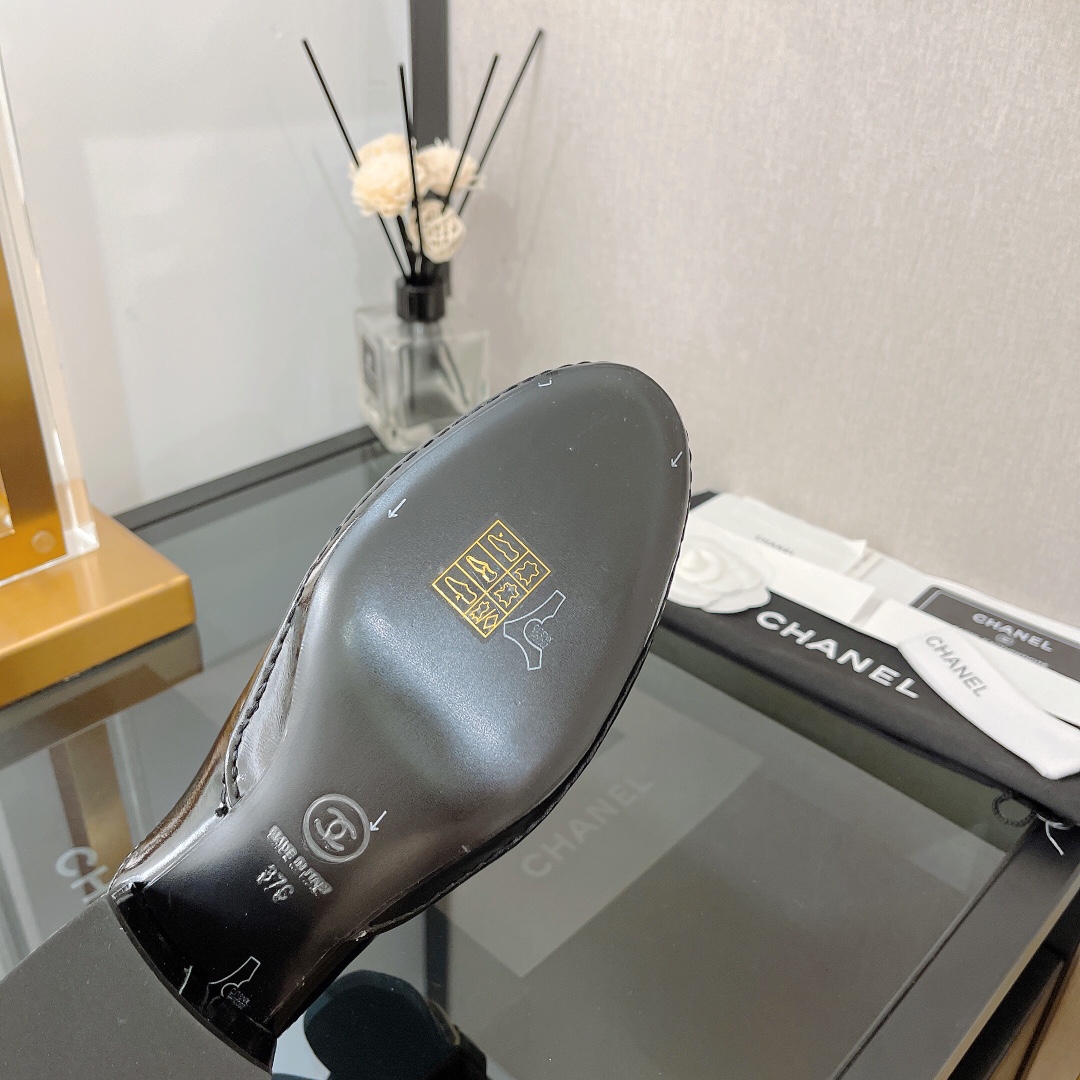 Ch**el Women’s Loafers Black For Women