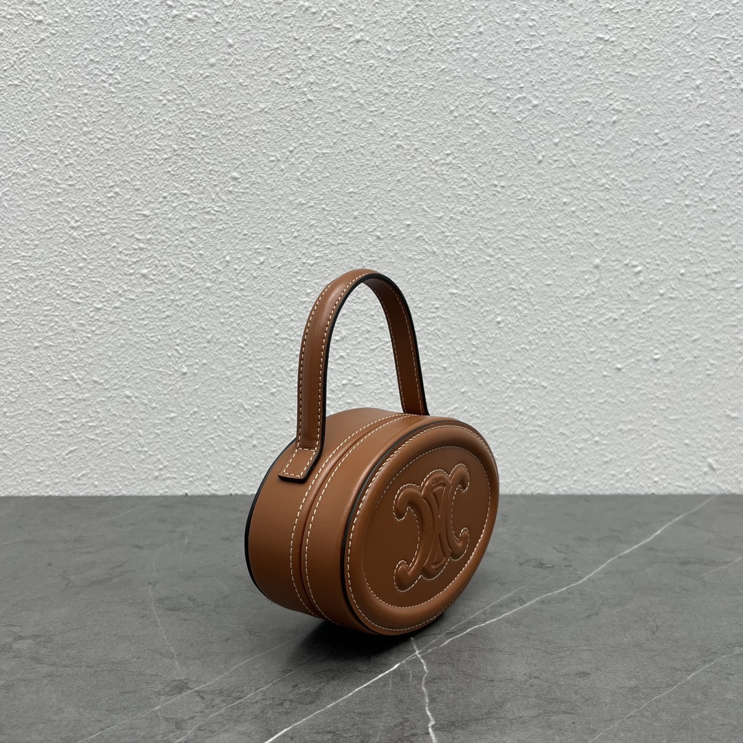 Ce1i*e Oval Minaudiere Cuir Triomphe Brown For Women 6in/11.5cm 198613DU6.04LU