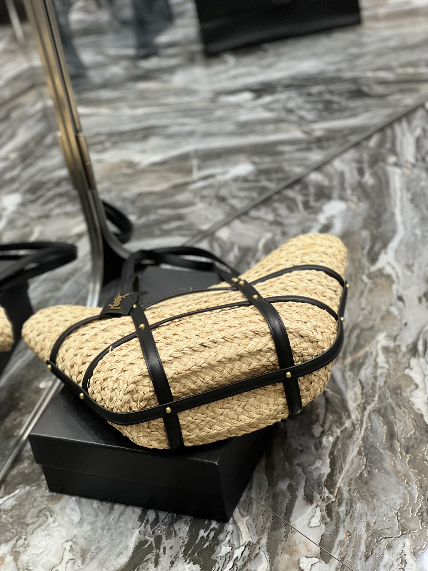 Sa1nt Lau*nt Beatrix Panier Cut Out Beige For Women, Women’s Bags 16.9in/43cm Y51