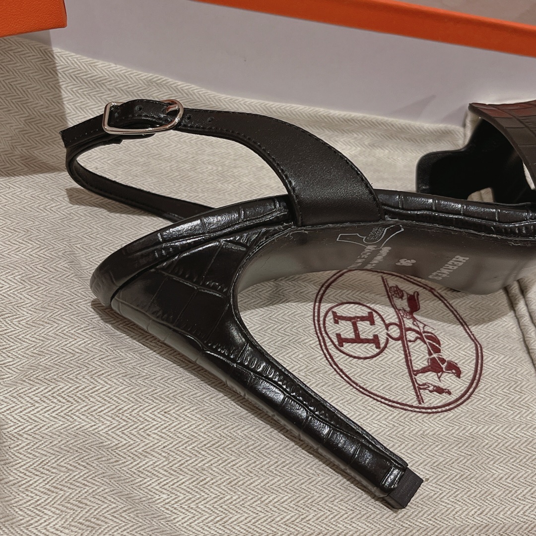 H**me5 Ella Sandal Noir For Women 4.1in/10.5cm H221241Z 02360