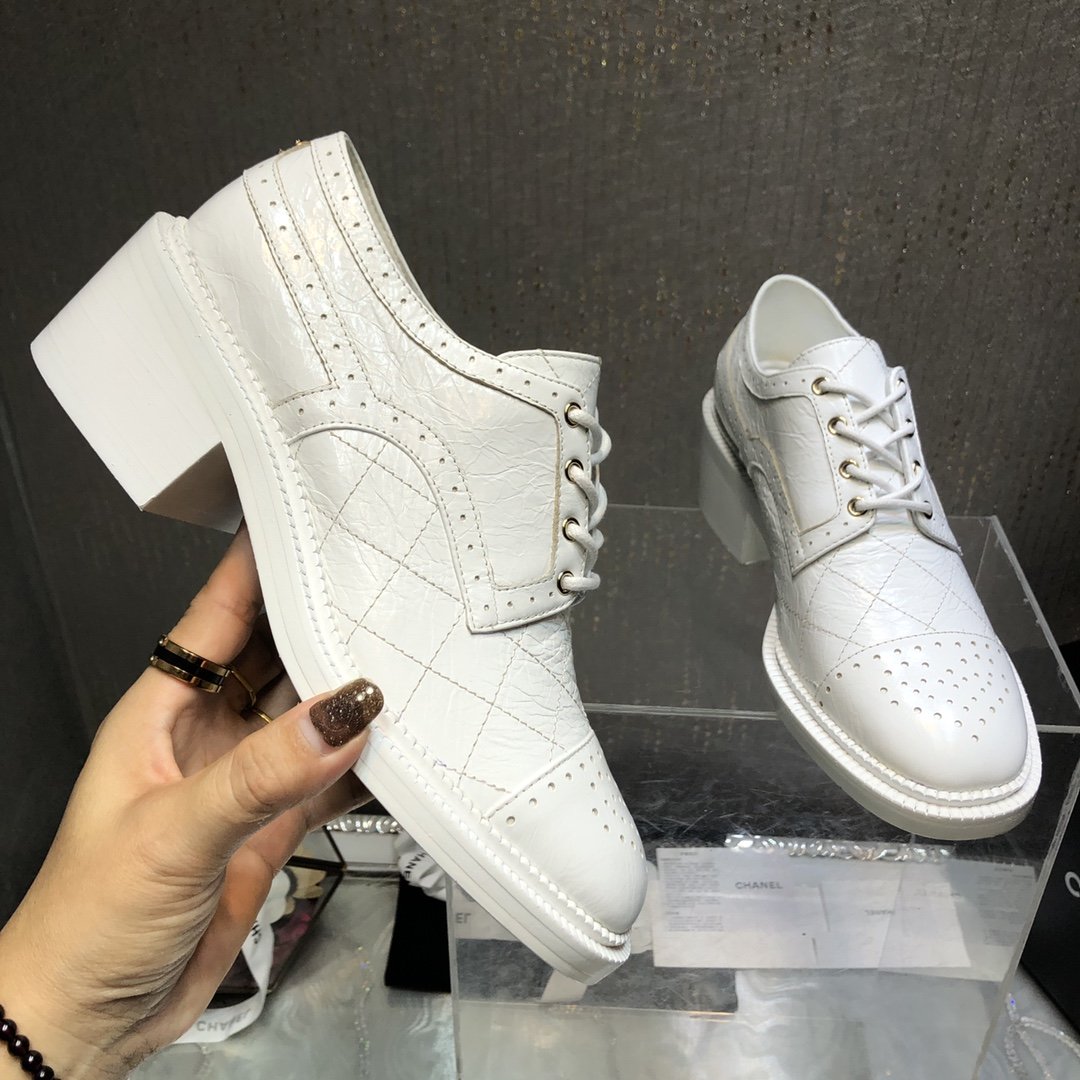 Ch**el Women’s Laced Shoes White For Women