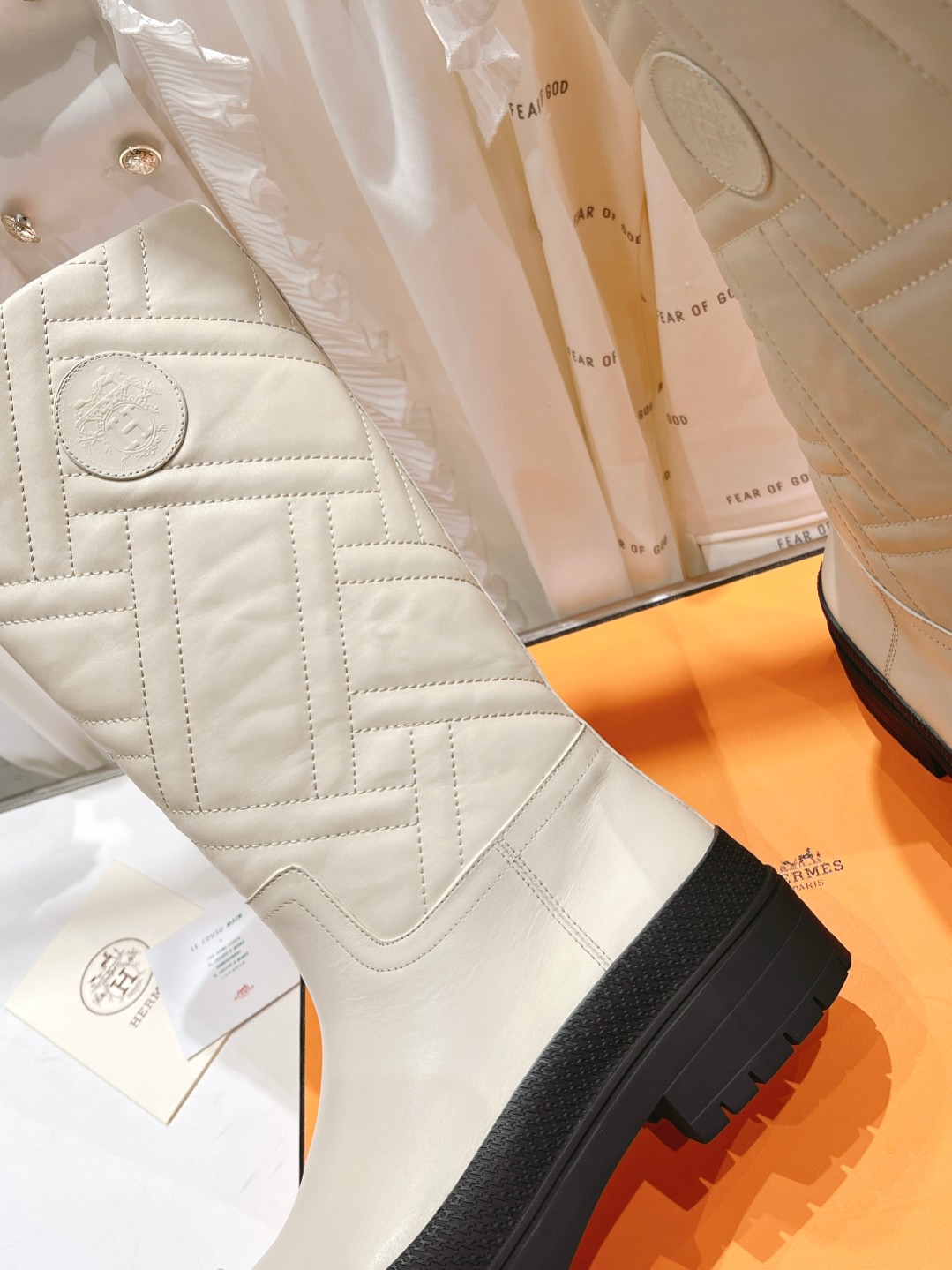 H**me5 Fuji Boots White For Women H222048Z F8360