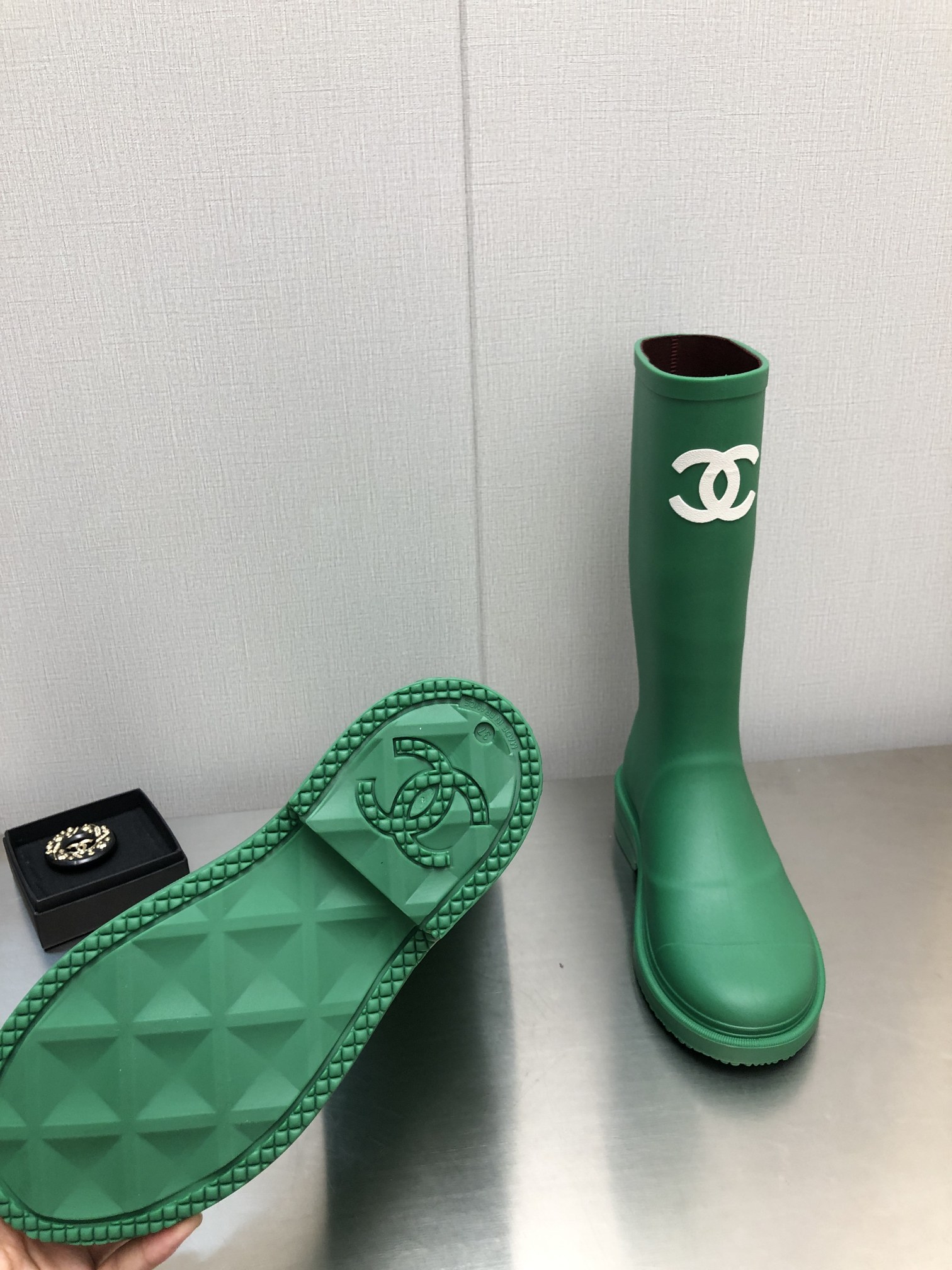 Ch**el Women’s Hight Boots Green For Women