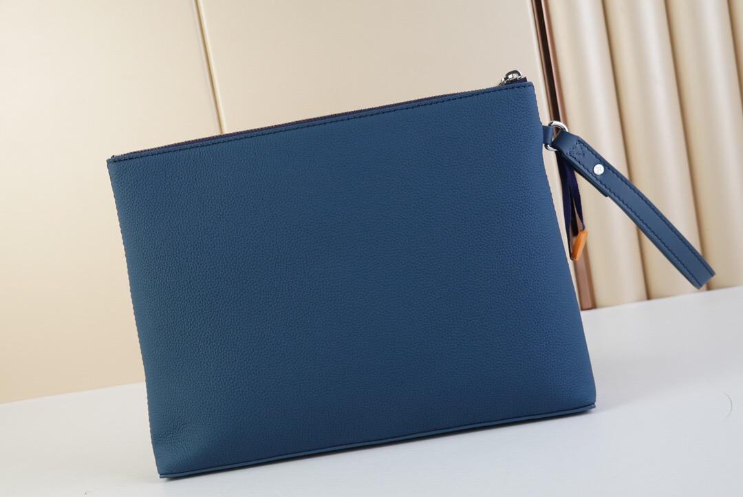 L0vis Vvtt0n Pochette Ipad Blue Aerogram For Men, Men’s Wallet 30cm LV M81029